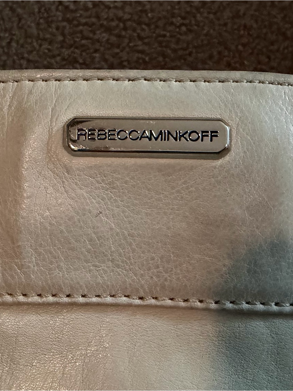 Rebecca Minkoff Cream Leather Shoulder Bag with Silver Chain Straps - Picture 7 of 8